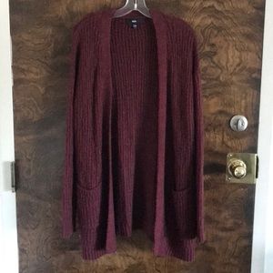 Maroon sweater cardigan